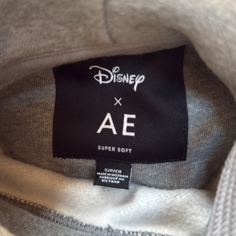 Disney x AE Collab Mickey Mouse Super Soft Fleece Hoodie - Picture 5 of 10